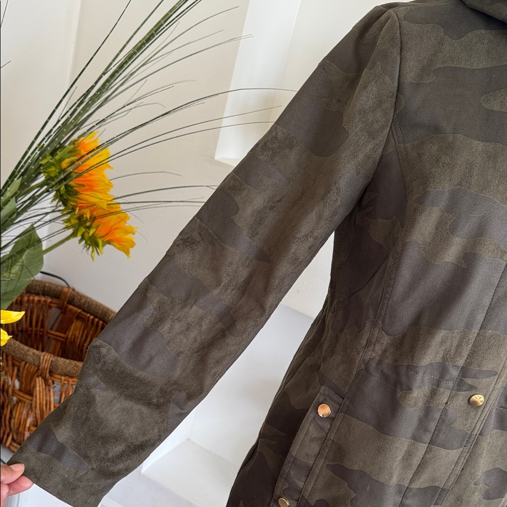Kensie Camouflage Hooded Women's Jacket - Picture 3 of 11